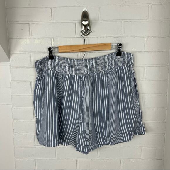 American Eagle Flowy Stripe Pull On Casual Shorts Size XL - Picture 9 of 9